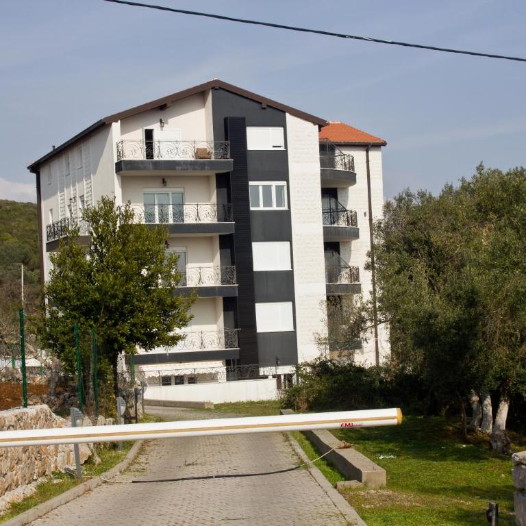 Lux Apartment "Lea" - Two-Bedroom Apartment - 36