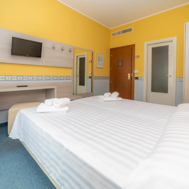 Hotel Della Torre - Camera Matrimoniale/Doppia con Letti Singoli - 9