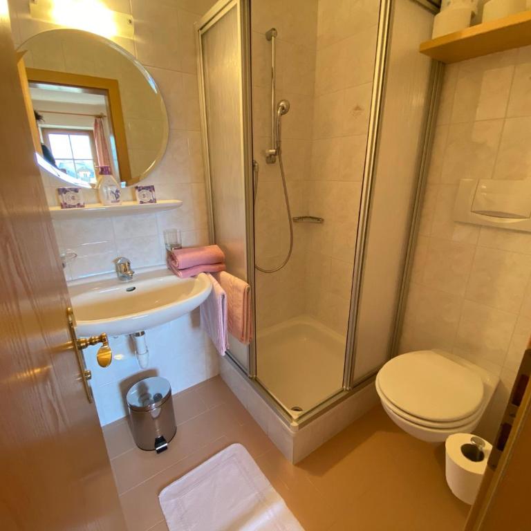 Farmstay Lindnerhof Apartments & Rooms - Camera Matrimoniale Standard - 3