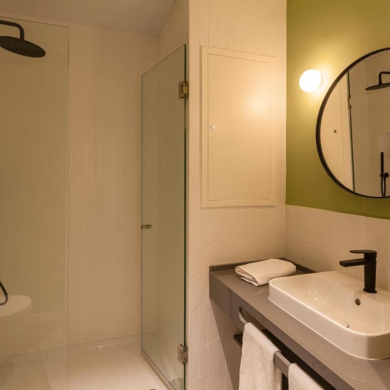 Apartamentos Málaga Premium - Calle Granada - Estudio con vistas a la ciudad - 5
