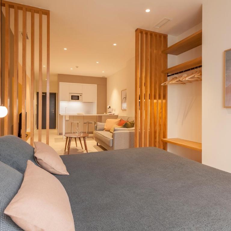 Apartamentos Málaga Premium - Calle Granada - Estudio con vistas a la ciudad - 10