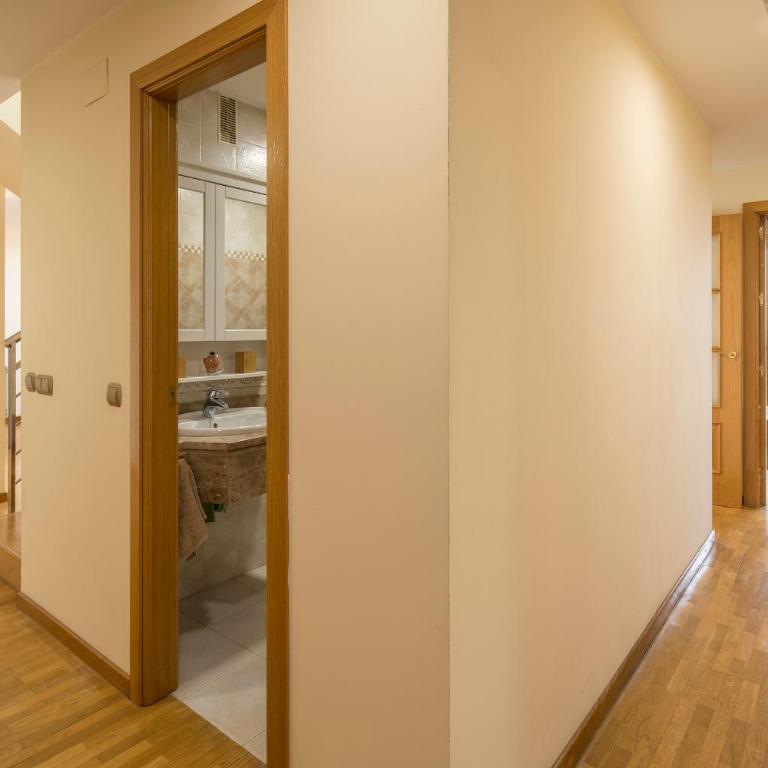 Atico Top Granada, Penthouse, 18-19th floor, City Centre, Views, Terrace, Free Parking - Penthouse Apartment - 18