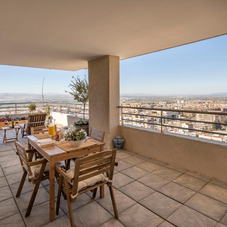 Atico Top Granada, Penthouse, 18-19th floor, City Centre, Views, Terrace, Free Parking - Penthouse Apartment - 39