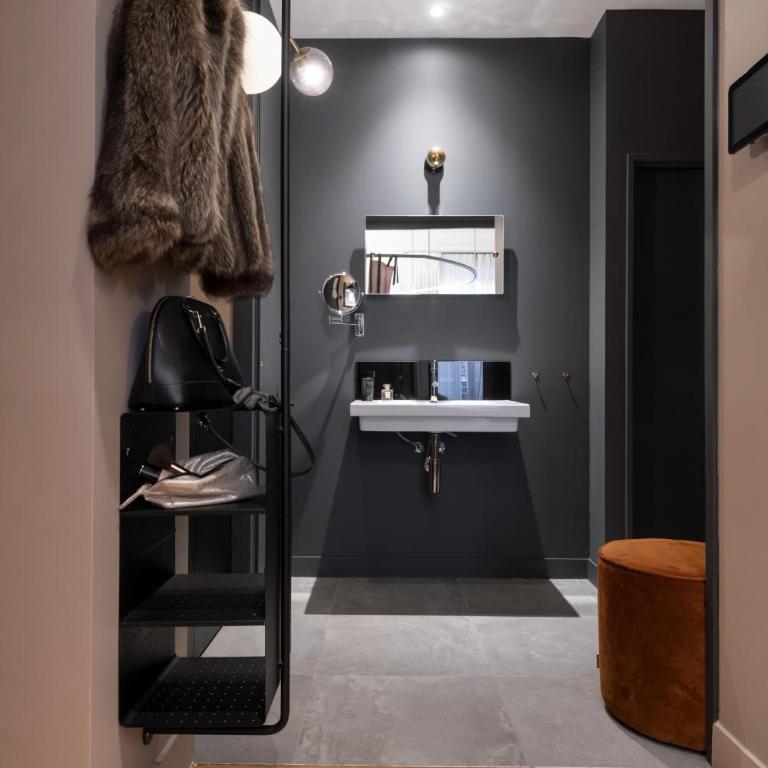 MiHotel Gailleton - Chambre « Mystère » - 19