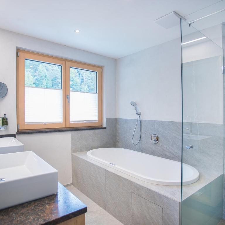 Verwöhnhotel Kristall - Suite Alpine - 4