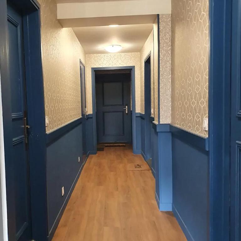 Cosy appartement dans une villa avec piscine, proche du centre et de la mer - Apartamento de 1 dormitorio - 18