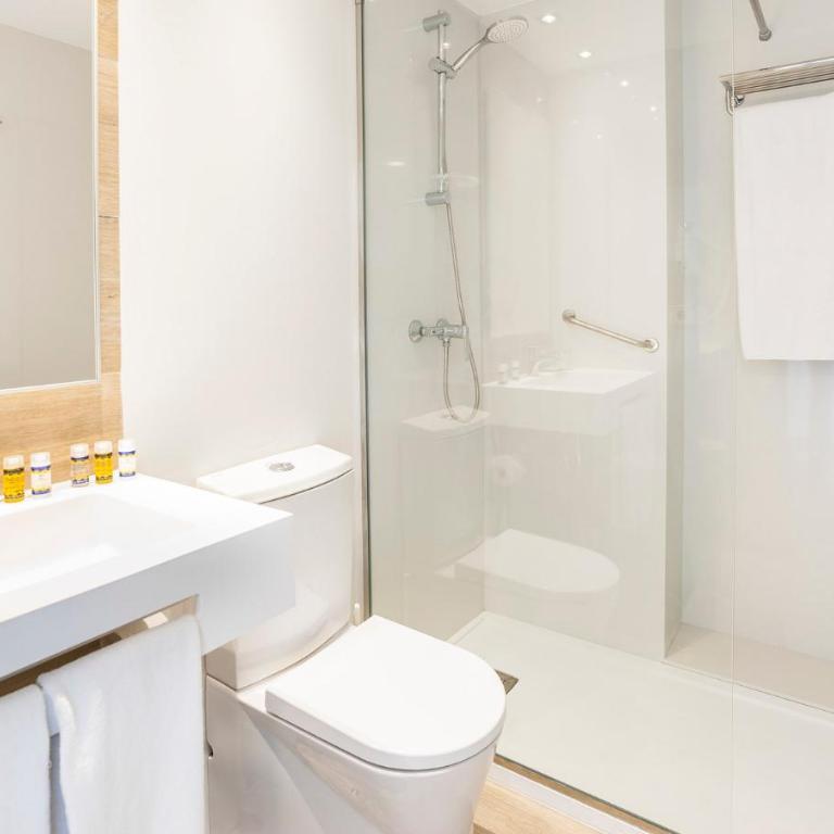 Globales Condes de Alcudia - Habitación Doble Superior - 1 o 2 camas (2 adultos) - 4