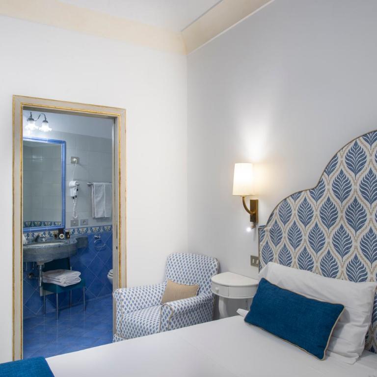 Hotel Casa Albertina - Budget Double Room with Inner Courtyard View - 3