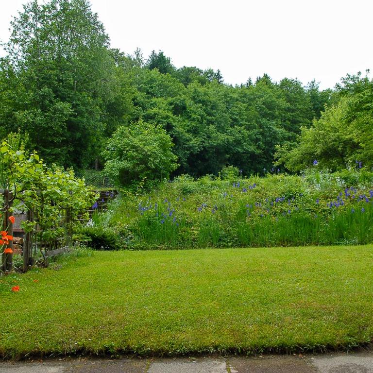 Gästehaus Genf - Doppelzimmer mit Balkon und Gartenblick - 19