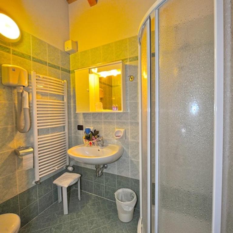 Albergo Ristorante Alle Codole - Camera Matrimoniale/Doppia con Letti Singoli - 3