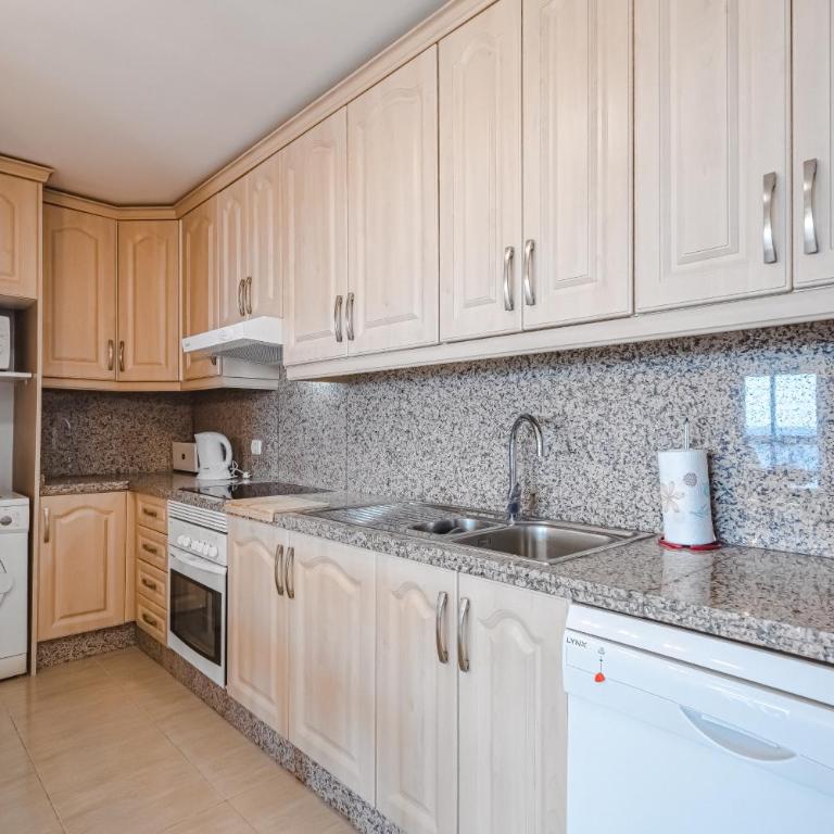 Pambnb - Sea Breeze Duplex Arenal - Apartamento de 2 dormitorios - 36