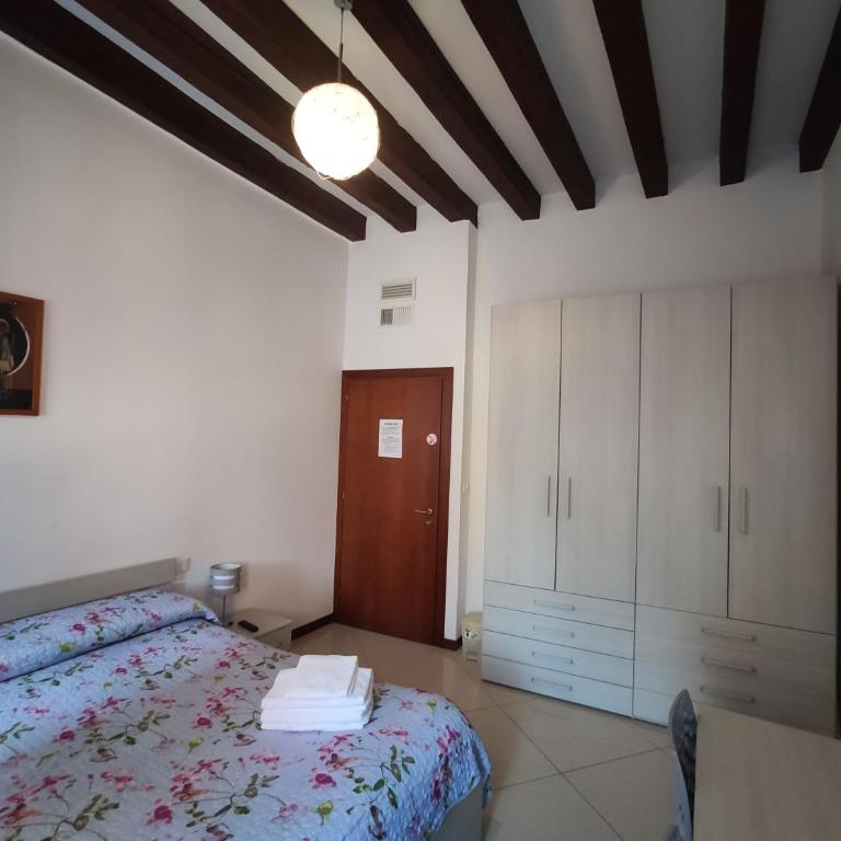 Sweet Venice - checkin at "Alloggi SS Giovanni e Paolo" - Appartamento con 2 Camere da Letto - 11