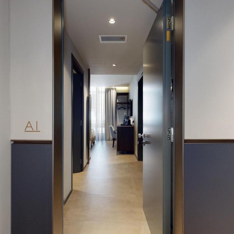 GALLERIA The Smart Boutique APARTHOTEL By OSPITAMI - Camera Familiare Deluxe - 1
