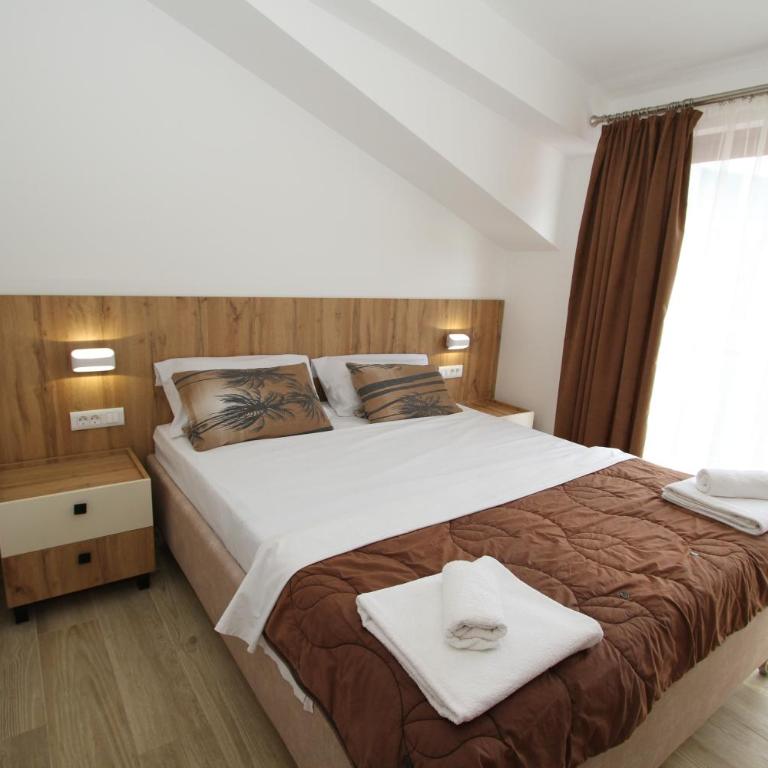Baron - One-Bedroom Apartment - 8