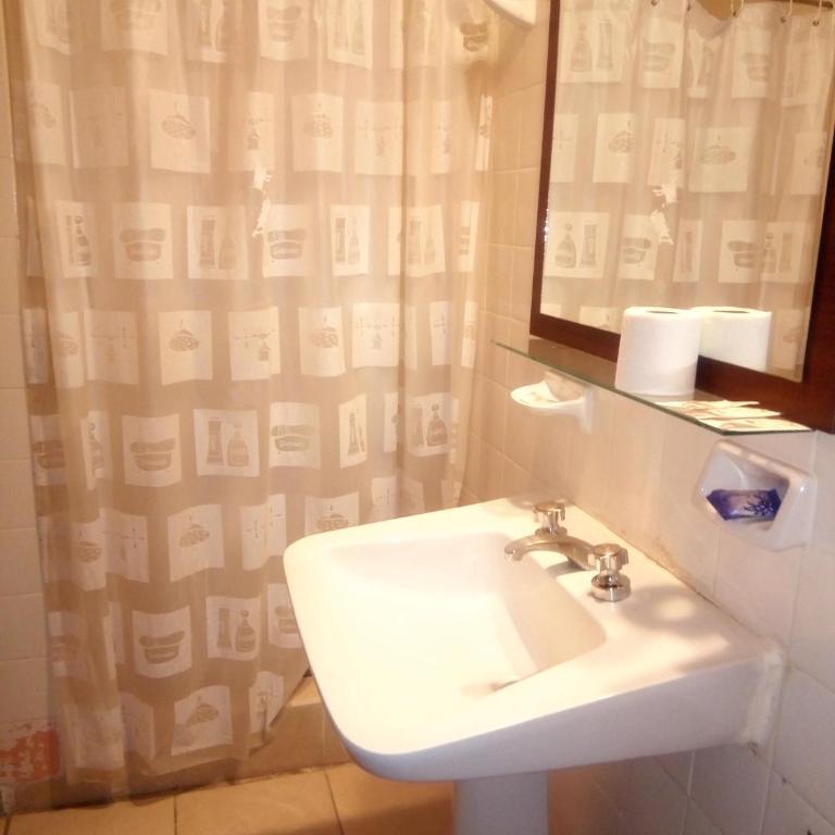 Crystal Hotel - Habitación Doble Estándar - 2 camas - 4