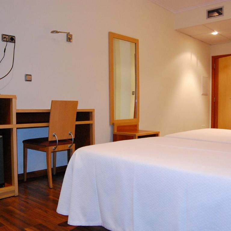 Hotel Galaico - Habitación Doble Superior - 1 o 2 camas - 8