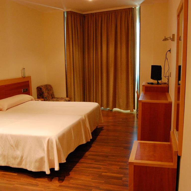 Hotel Galaico - Habitación Doble Superior - 1 o 2 camas - 7
