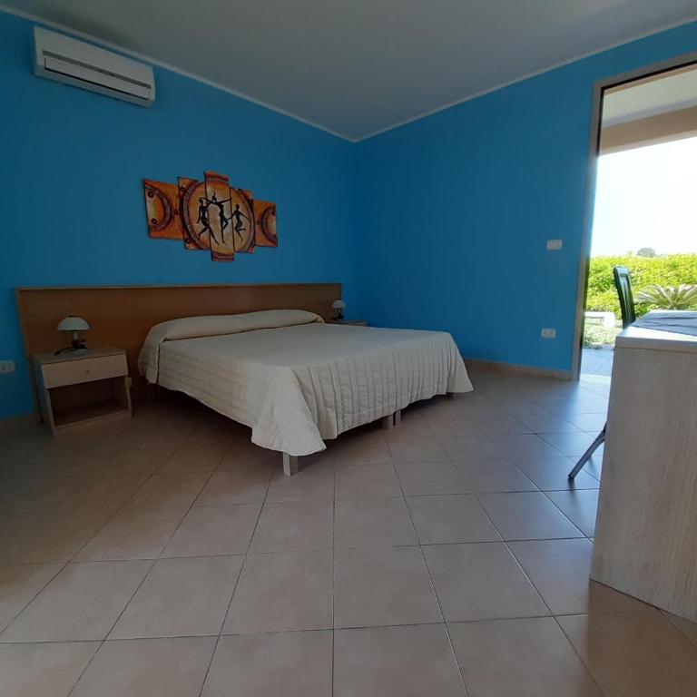 B&B Borgo Minerva - Camera Matrimoniale/Doppia con Letti Singoli con Bagno Privato - 1