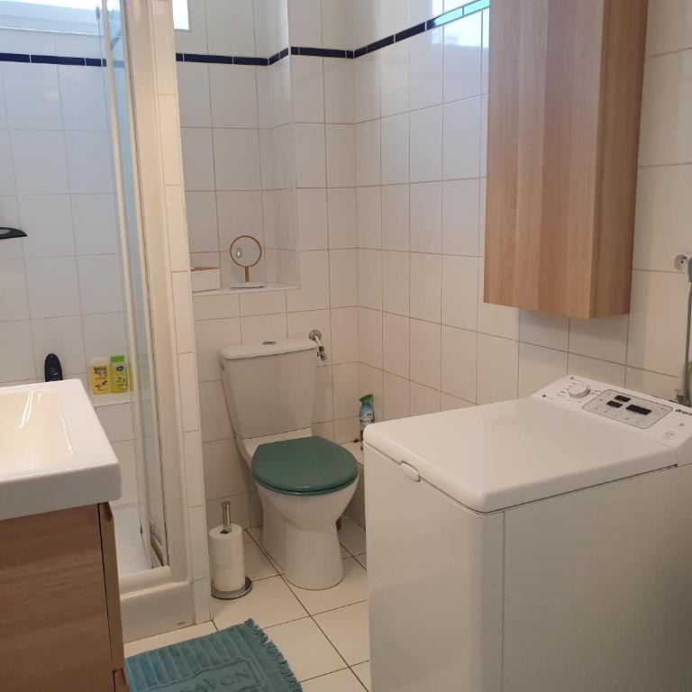 GRAND T3 70m2 ,COSY TOUT CONFORT ,2 CHAMBRES, 6 PERSONNES ,PARKING PRIVÉ SÉCURISÉ - Appartement 2 Chambres - 17