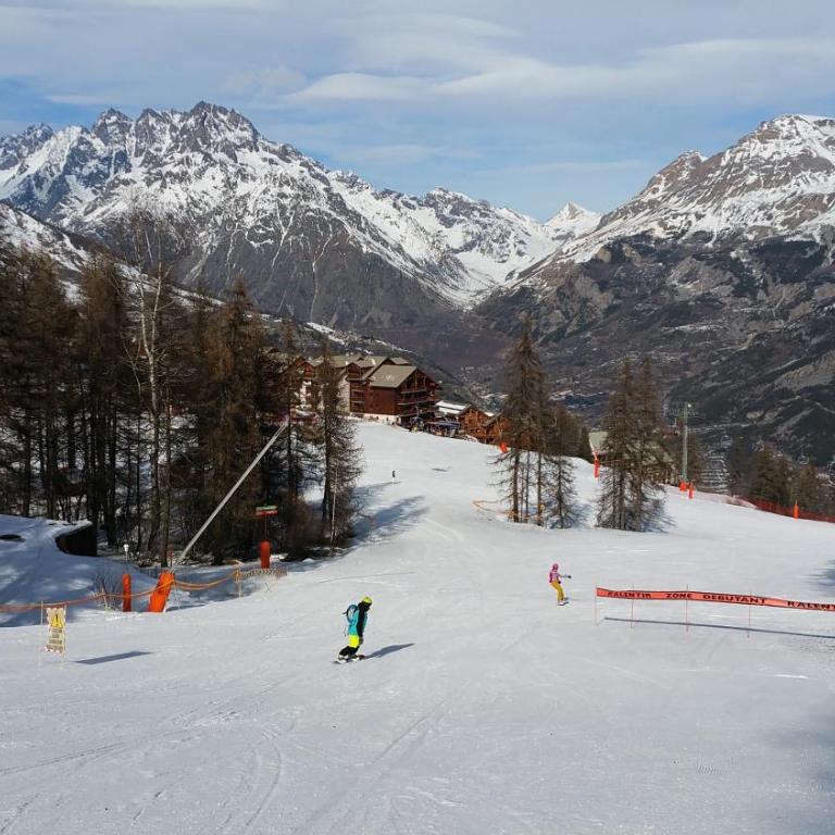 Le Skisun - Altitude 1800 - Puy Saint Vincent - Massif et Parc national des Ecrins - Apartment with Balcony - 16