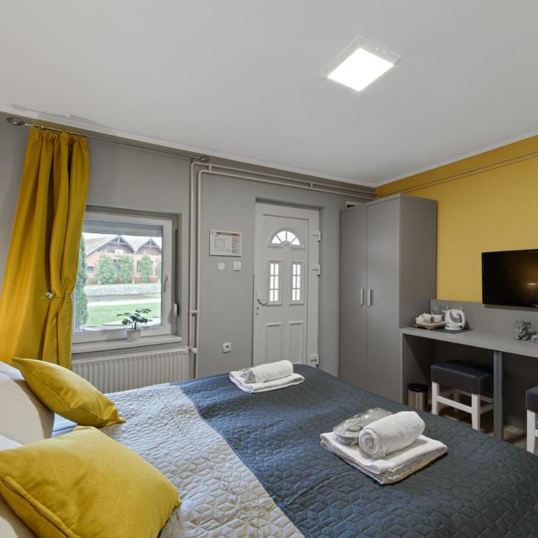 DuMalux Room - One-Bedroom Apartment - 4