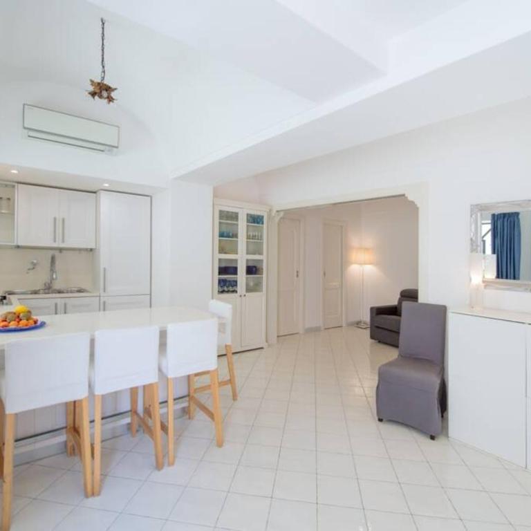 Casa Vacanza Al Centro di Capri - Casa con 2 Camere da Letto - 8
