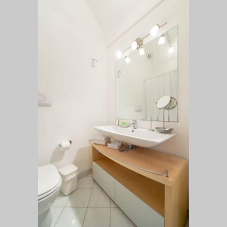 Casa Vacanza Al Centro di Capri - Casa con 2 Camere da Letto - 12