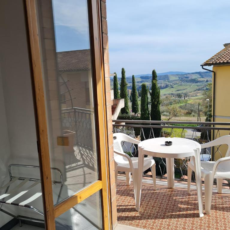 Hotel Da Graziano - Camera Matrimoniale Comfort con Balcone - 4
