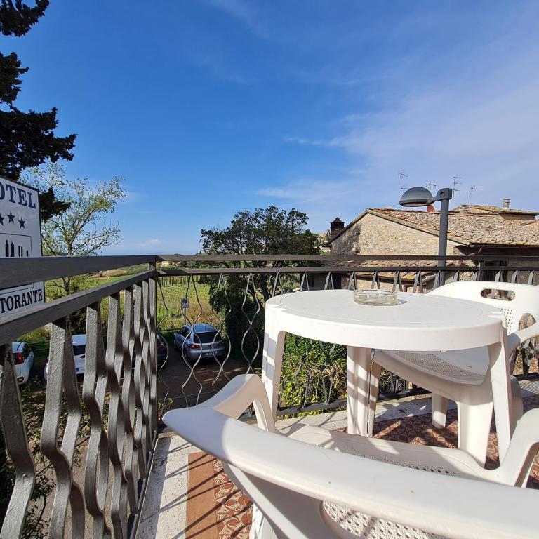Hotel Da Graziano - Camera Matrimoniale Comfort con Balcone - 3