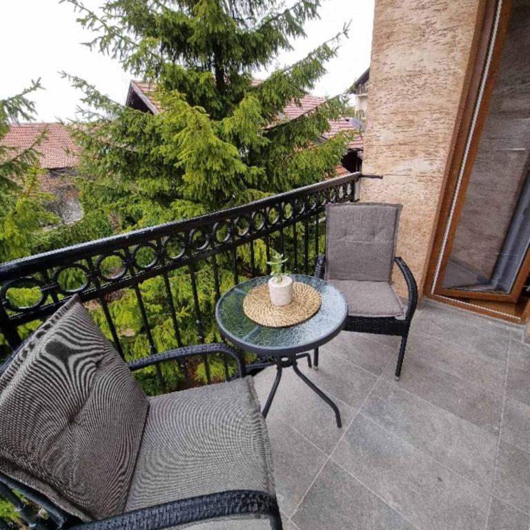 UnaLux - One-Bedroom Apartment - 10