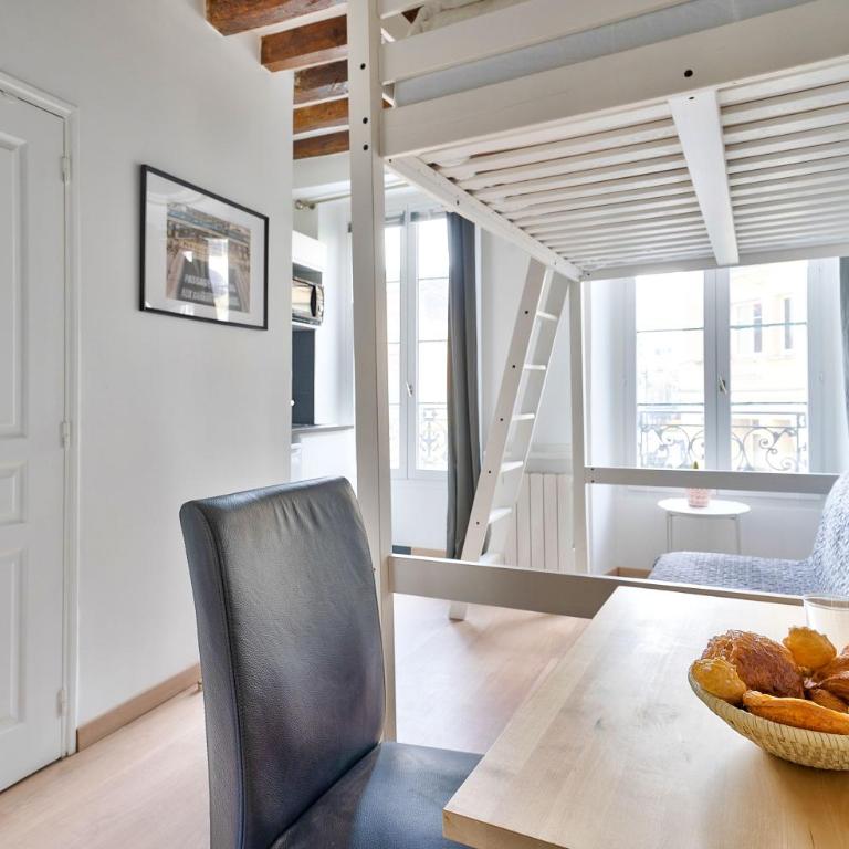 Pretty Mezzanine Studio in the Heart of Paris (2F) - Studio Supérieur - 1