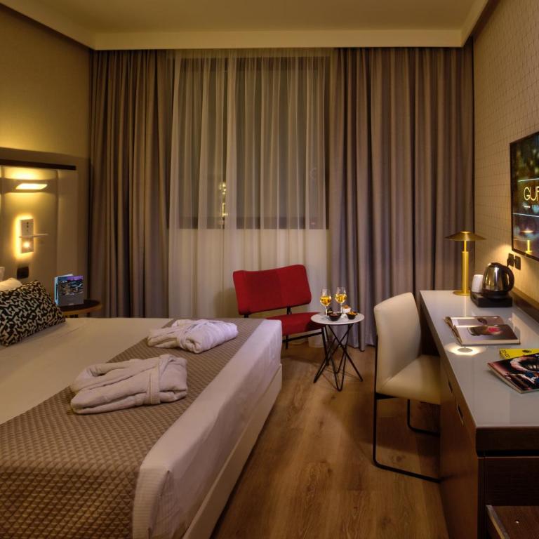 Savhotel Aemilia Bologna - Camera Matrimoniale Classic - 4