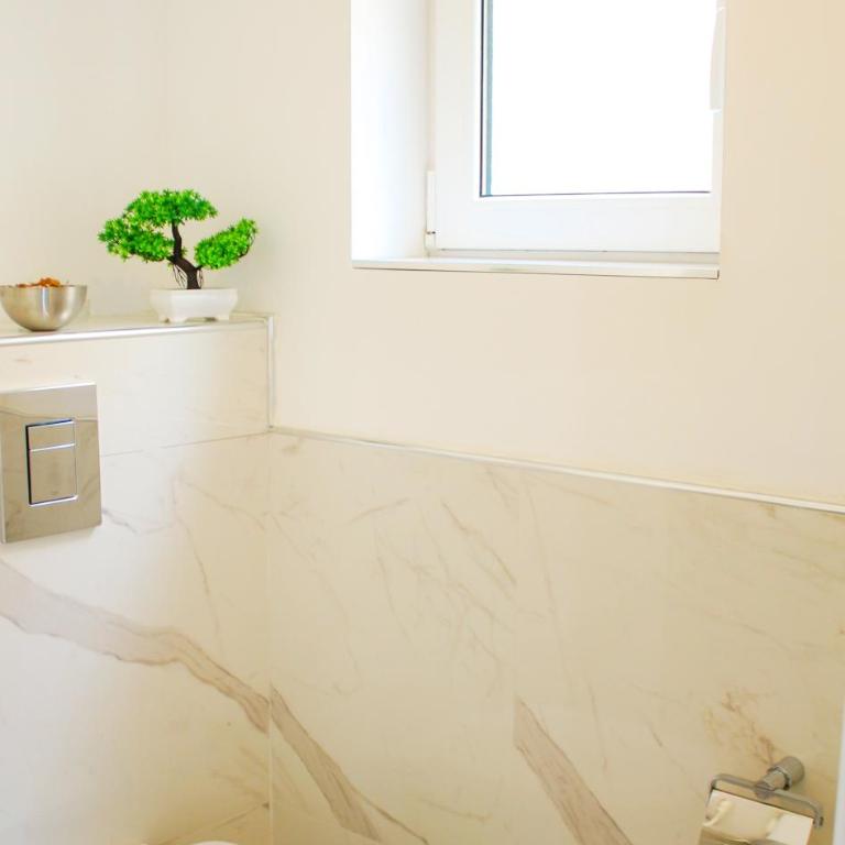Seven Luxury Suites - Apartman Tipa "Suite" s King-sajz Krevetom i Đakuzijem - 13
