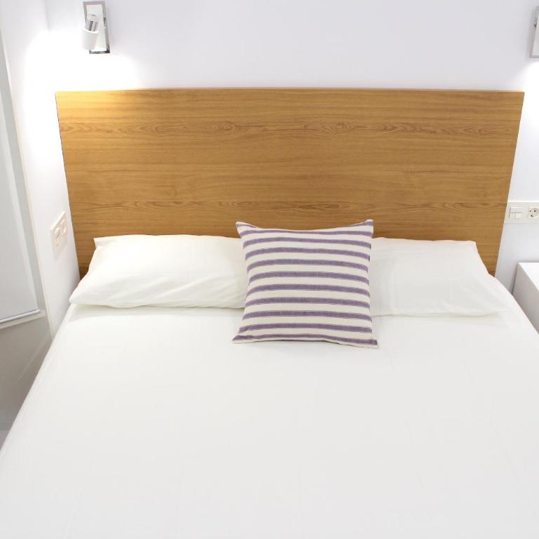 CENTRAL NEAR SEA - by SanSebastianApartments·es - Apartamento de 2 dormitorios - 28