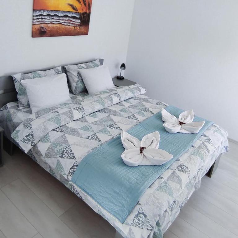 Stevan Sremac - Deluks Apartman - 3