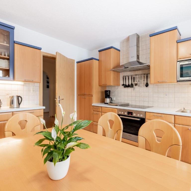 Appartement Marlenka - Apartment mit 3 Schlafzimmern - 8