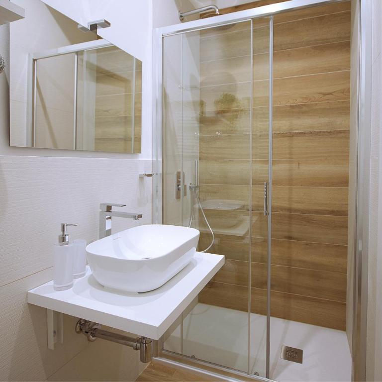 Sweet Florence - Double Room with Private Bathroom - 3
