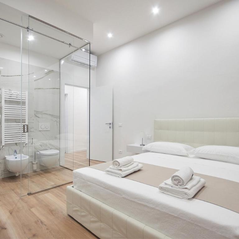 Sweet Florence - Double Room with En-suite Bathroom - 5