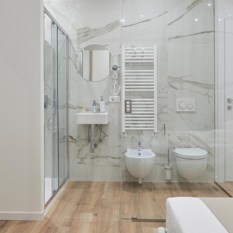 Sweet Florence - Double Room with En-suite Bathroom - 6