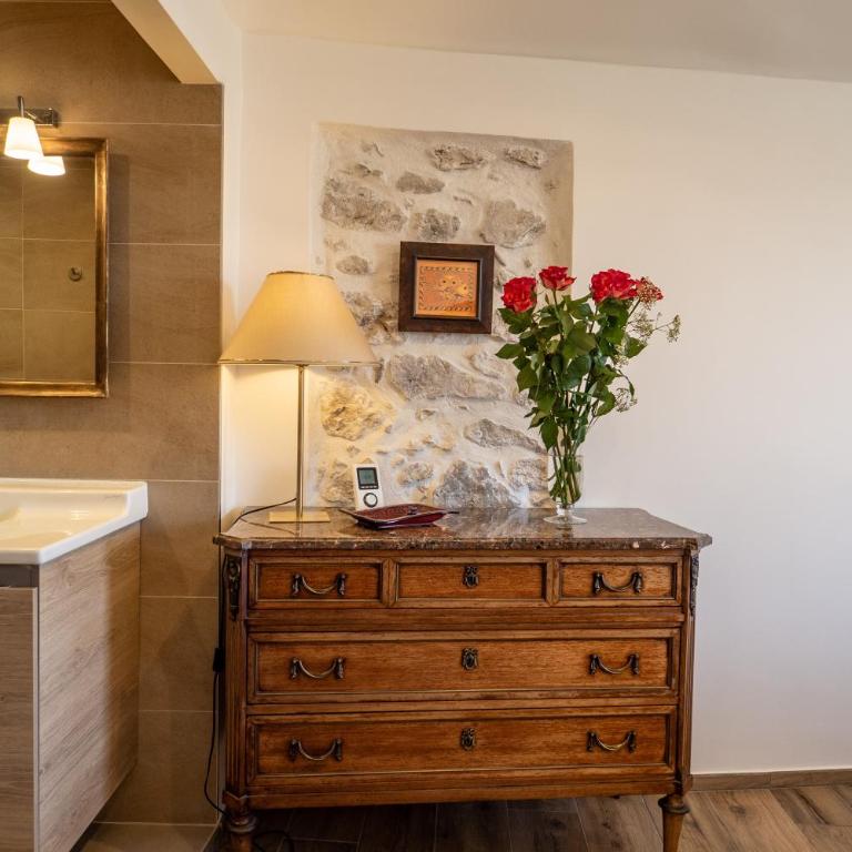Charmant appartement spacieux pour 6P vue mer vieil Antibes - Appartement 3 Chambres - 5