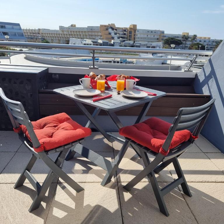 2Cap d'Agde NATURISTE Grand T2 de standing avec GARAGE privé - Appartement avec Terrasse - 4