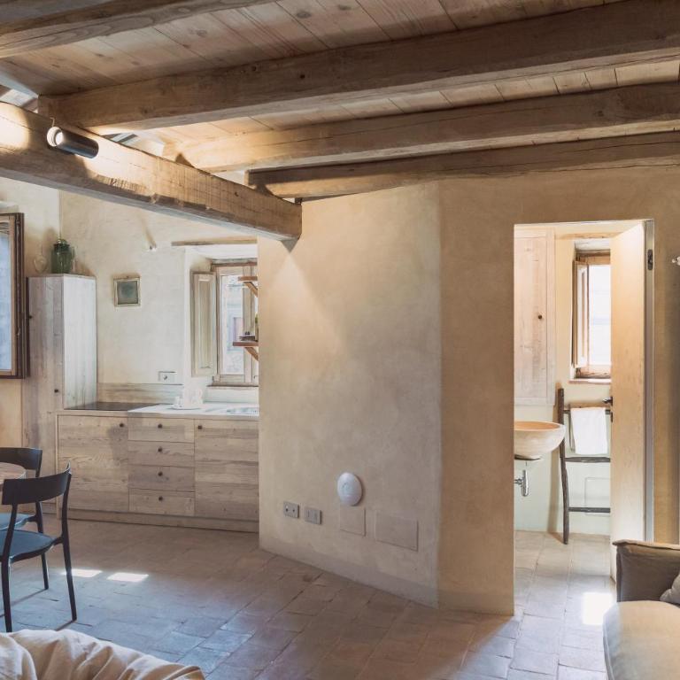 Piazza San Donato Casa Vacanze - Vacation Home - 24