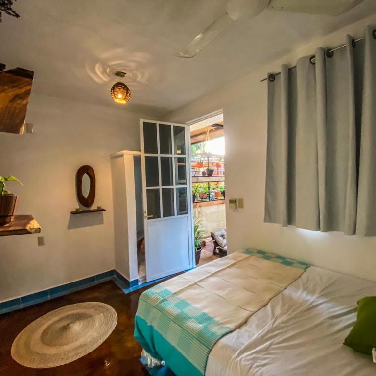 Shaka House - Habitación Doble con baño privado - 6