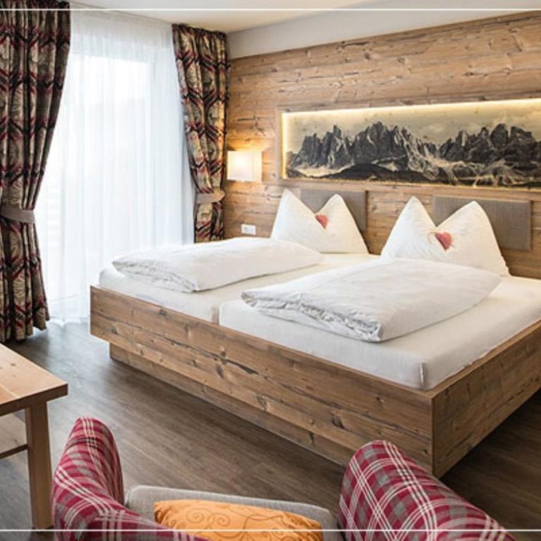 Hotel Chalet Dolomites - Camera Matrimoniale con Balcone - 2