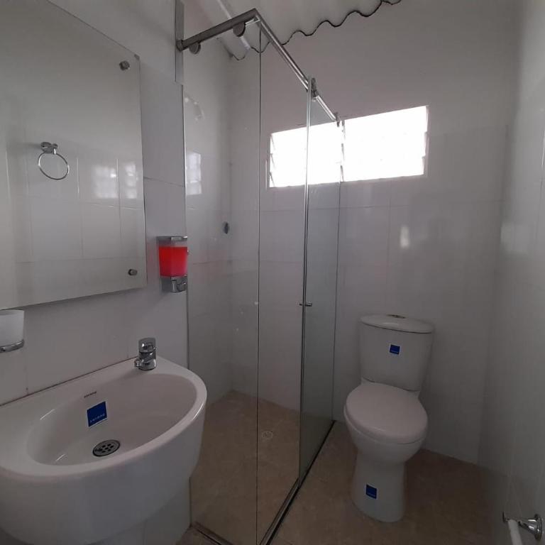 Club Bella Suiza - Carlos Ossa Escobar - Villavicencio - Three-Bedroom Villa - 3