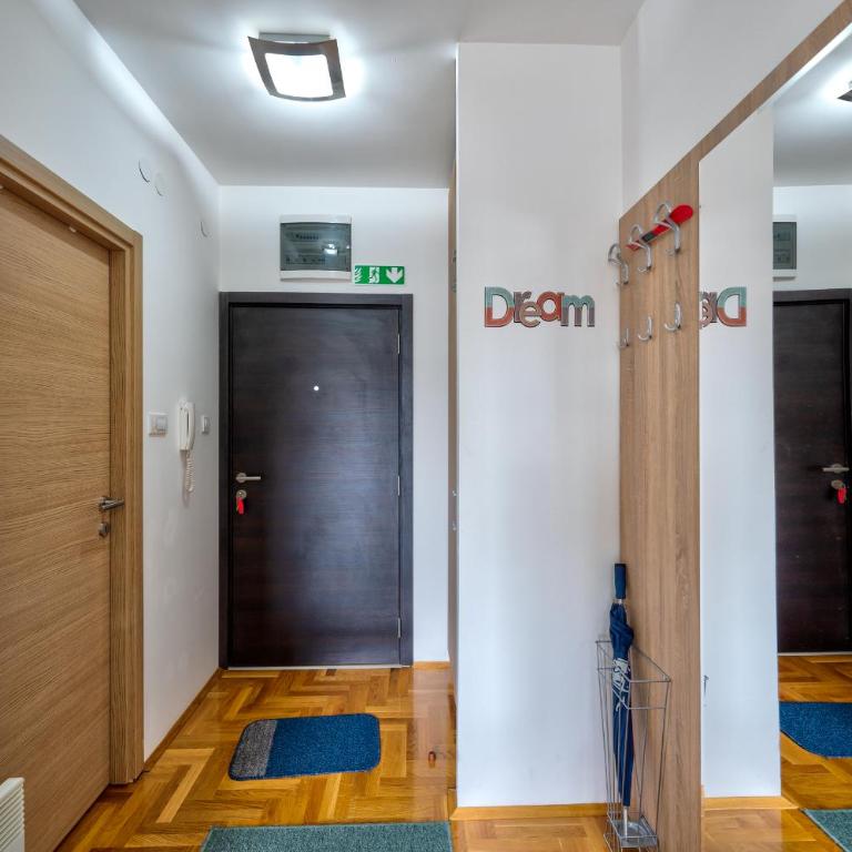 Dream Apartment - Apartment - 8