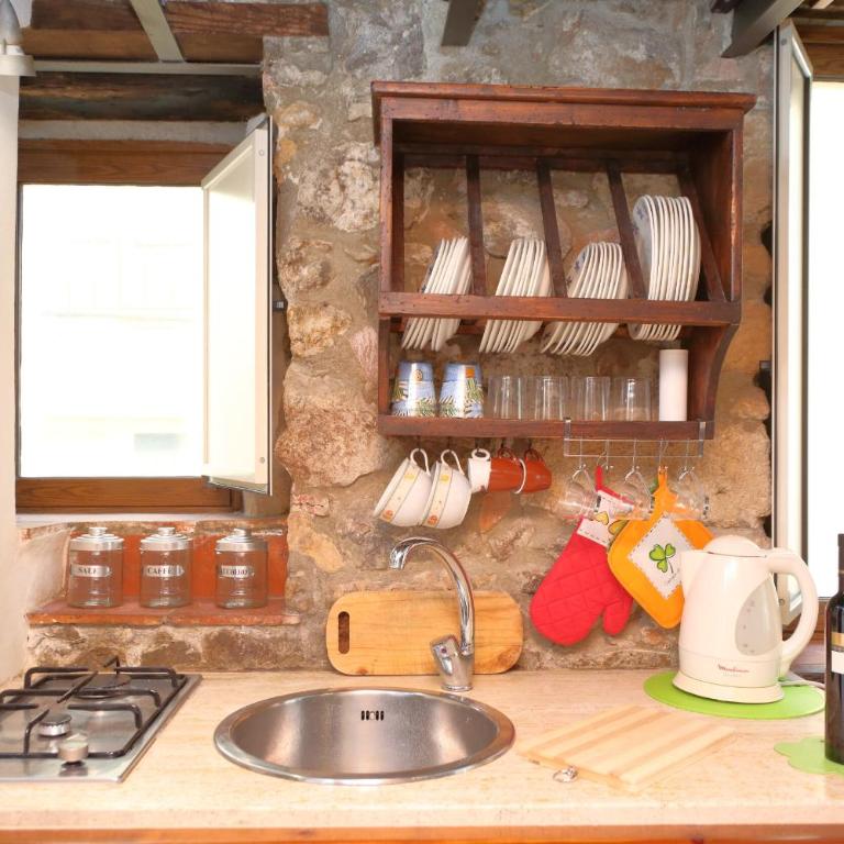 Casa Saraceni (by Vacation Service) - Monolocale con Balcone - 6