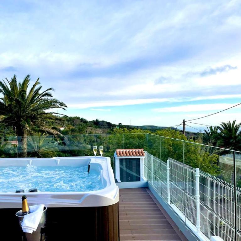 Casas Rurales Amparo Las Hayas - Suite con 2 dormitorios, bañera de hidromasaje y vistas al bosque - 1