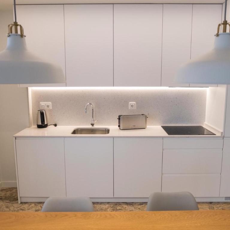 Dos Torres Exclusivos en Calle Alfonso I - Apartamento Deluxe de 1 dormitorio con vistas a la ciudad - 6