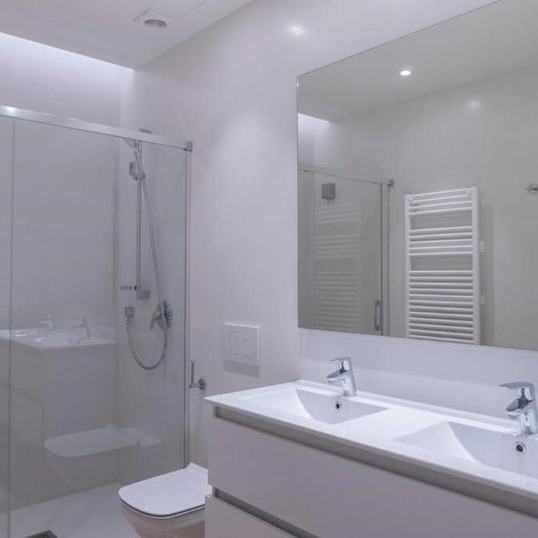Dos Torres Exclusivos en Calle Alfonso I - Apartamento Deluxe de 2 dormitorios con balcón - 6